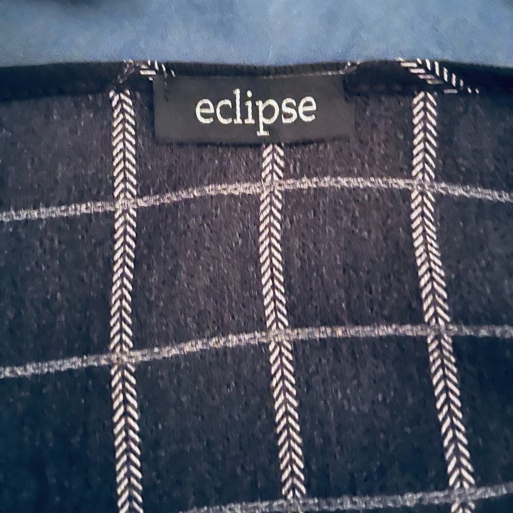 Eclipse Top - Picture 4 of 5